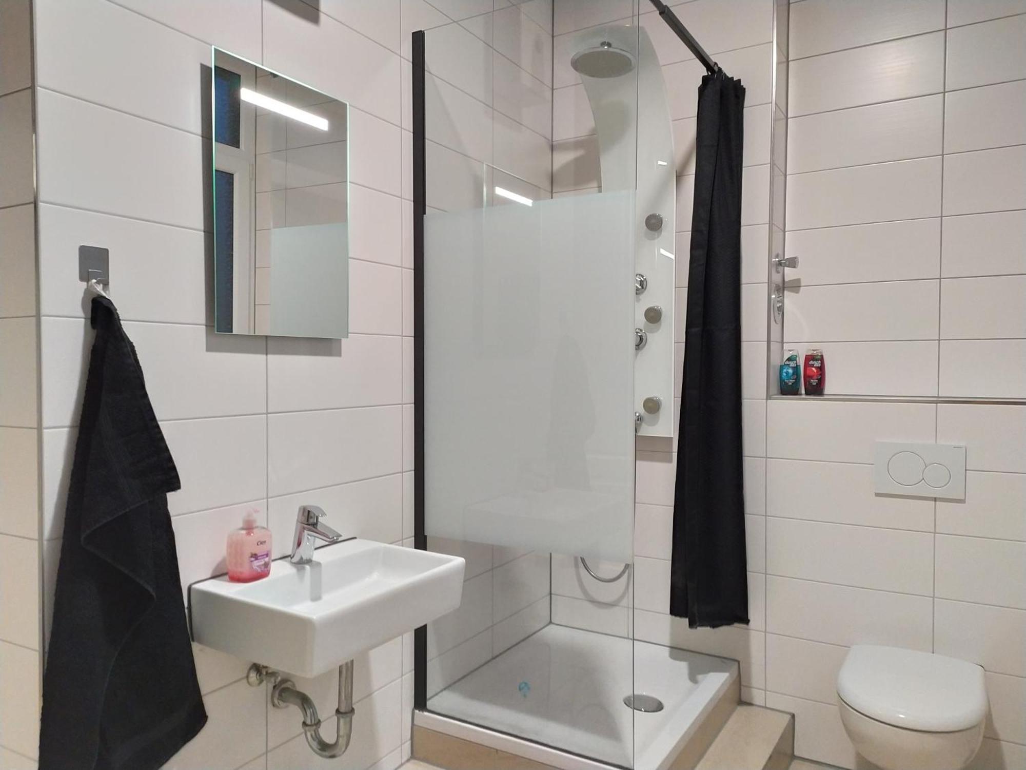 Andris Apartments Штутгарт Экстерьер фото